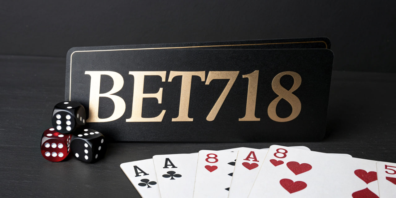 bet718 Logo